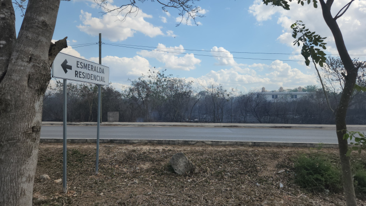 Fuerte incendio: Continúan los esfuerzos para sofocar las llamas en el fraccionamiento Esmeralda Residencial