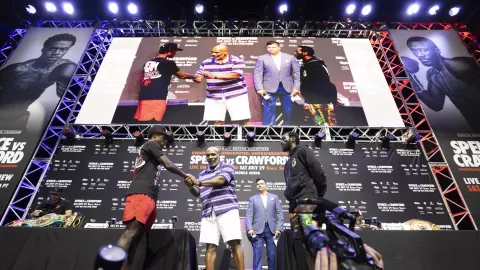 Errol Spence Terence Crawford box azteca