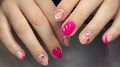 uñas color bugambilia 2.jpg