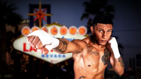 Miguel Alacrán Berchelt boxeo