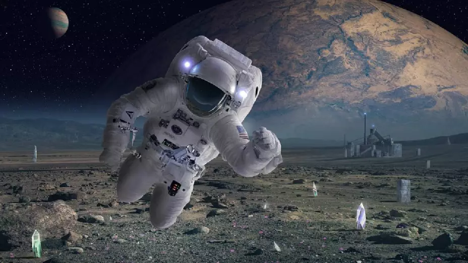 Planean rescate de 3 astronautas varados en el espacio; corren peligro