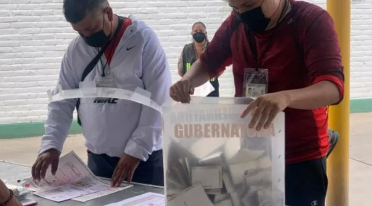 Cuál es la diferencia entre una campaña y una precampaña