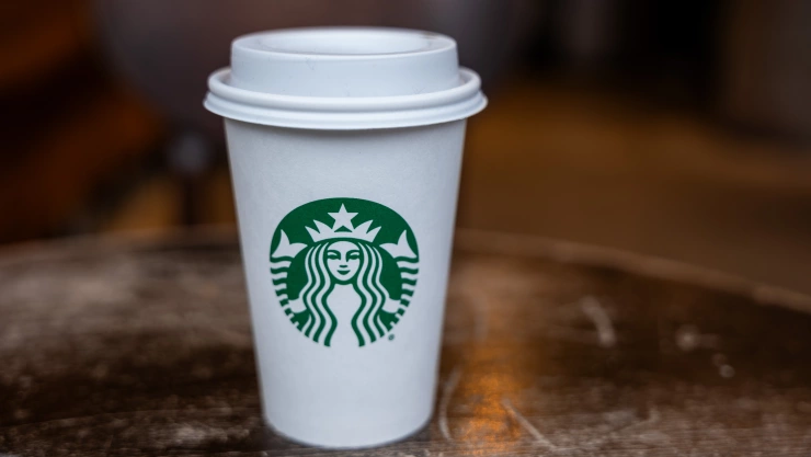 Cómo comprar Latte y sándwich en Starbucks por 89 pesos