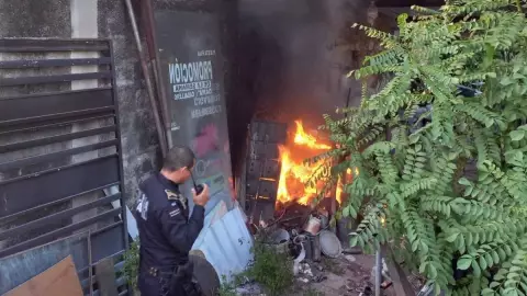 se incendia taller de herreria en la bojorquez