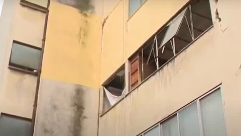 Edificio dañado en la colonia Doctores