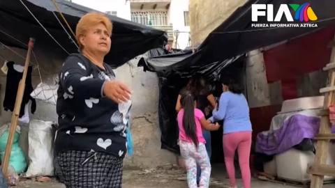Doña Gloria, una de las habitantes de seis casas en la calle Cuarta Privada Central, en Pantitlán, que viven en un estado de alerta constante