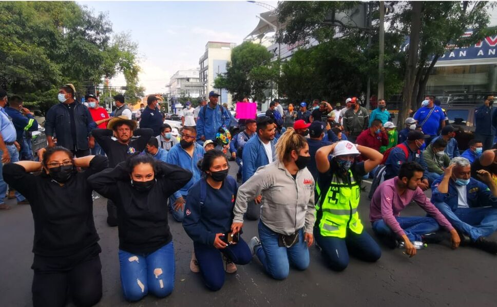 mujeres bloqueo gaseros CDMX policías.jpg