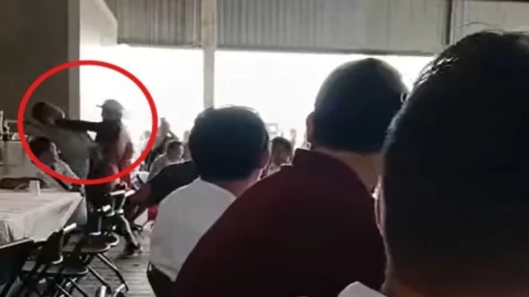 Captan VIDEO pelea payaso animador trabajador posada empresa Campeche