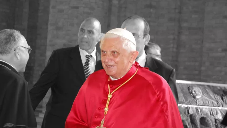 Empeora la salud del papa emérito Benedicto XVI; “está muy enfermo”