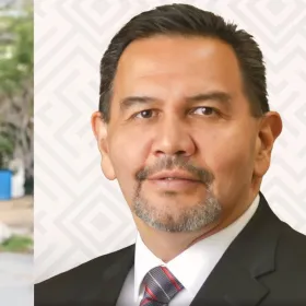 ¿Quién es Cruz Pérez Cuéllar?