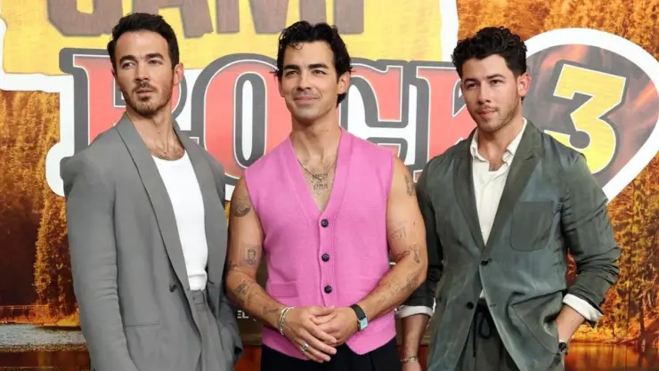 Los Jonas Brothers estarán presentes en el show de medio tiempo de la NFL Fecha y todo lo que tienes que saber.jpeg