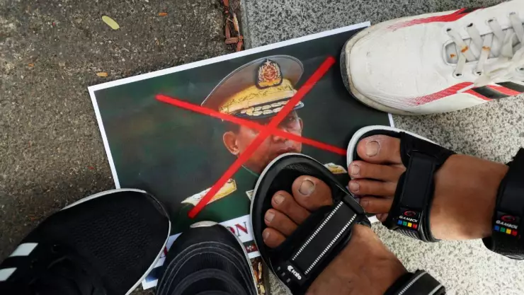 Myanmar bloqueo facebook .jpg