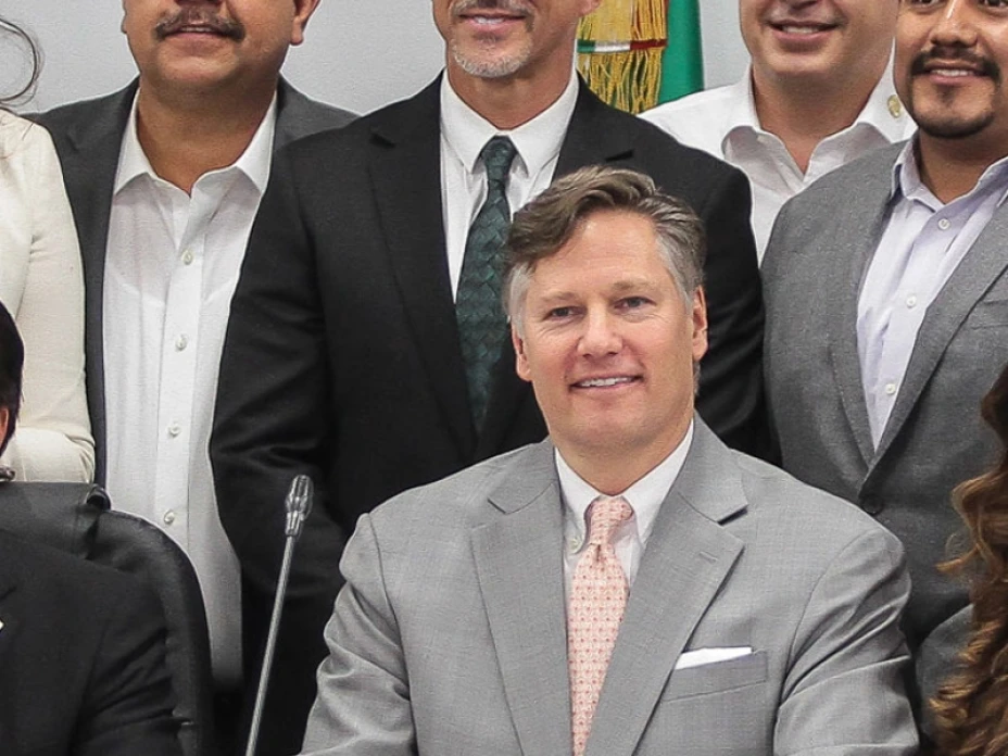 Christopher Landau