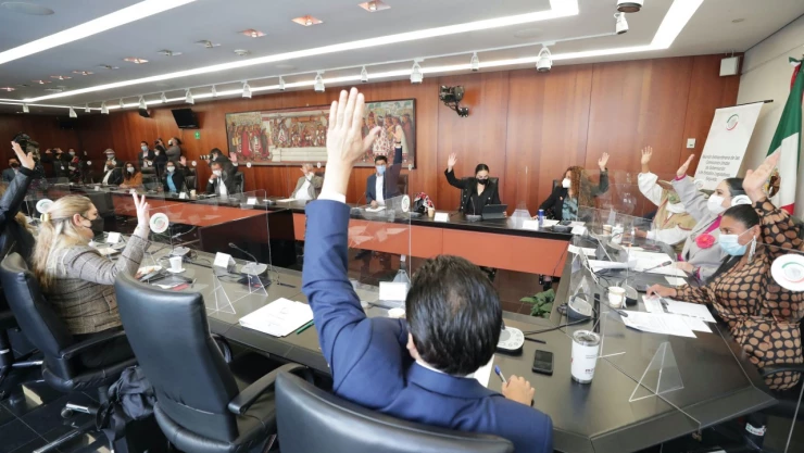 Las comisiones de Gobernación y Estudios Legislativos Segunda del Senado de la República aprobaron por mayoría la reforma a la Ley de Seguridad Nacional enviada por el Ejecutivo Federal.