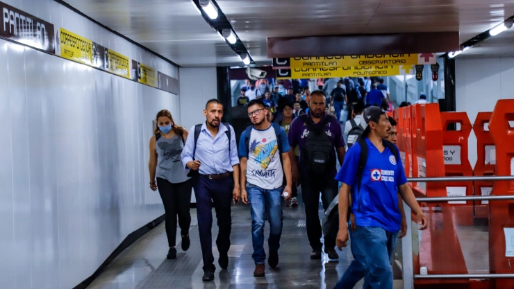 Metro durante la cuarentena de COVID-19