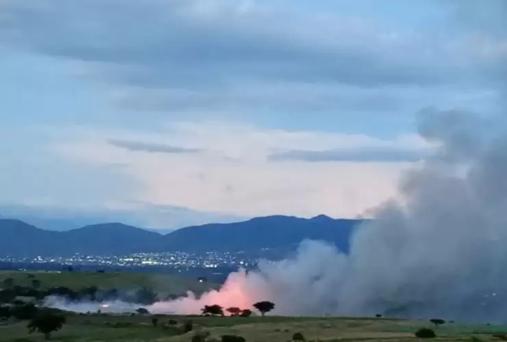 Extraño resplandor en Oaxaca divide a internautas, ¿ovni o meteorito (VIDEO).jpg