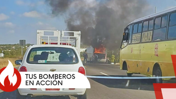 Incendio de camión de pasajeros en la carretera estatal 120, Querétaro Tequisquiapan