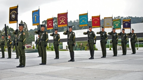 ¿Qué se estudia para ser militar en México y cuántos años dura la carrera?