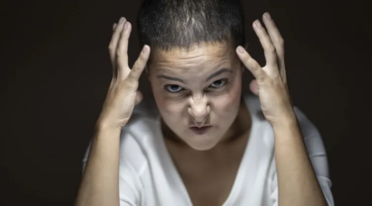 ¿Qué decirle a un niño que está enojado?