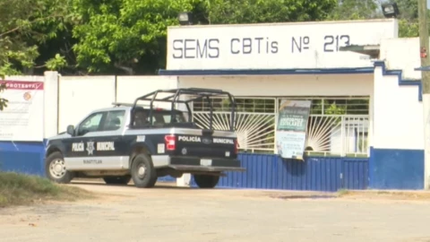 alumnos desalojados por olor a amoniaco.jpg