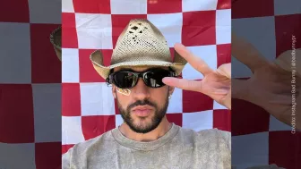 Bad Bunny lentes negros (2).jpg