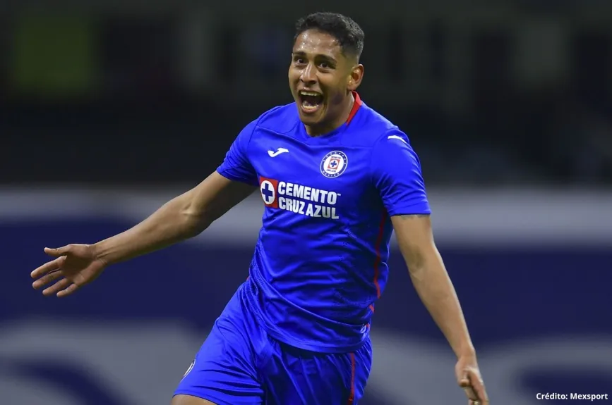 Luis Romo con Cruz Azul
