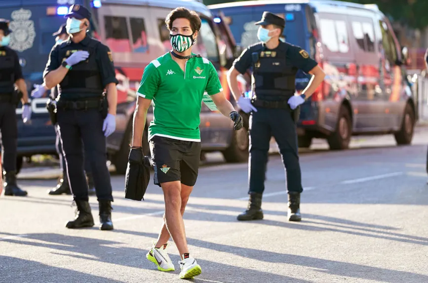 ¡Empate del Betis con actividad de los mexicanos!