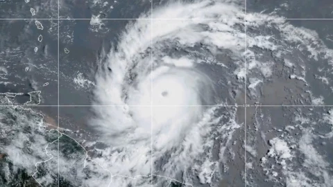 huracán beryl hoy categoría 4 méxico estados afectados