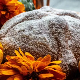 Precio del pan de muertos en México 2026: Pieza individual supera los $60 pesos; costos por tipo y tamaño