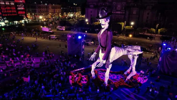 Megaofrenda de Día de Muertos 2023