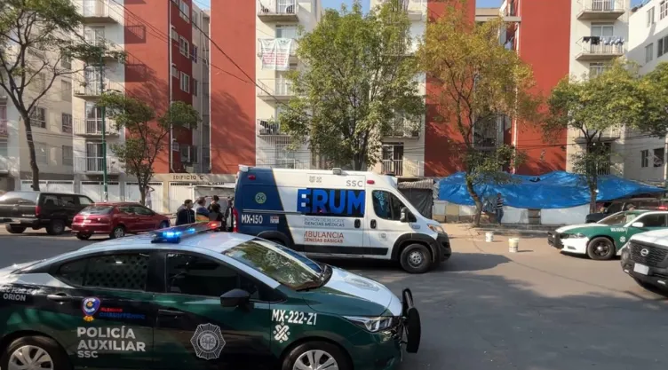 CDMX: Una joven se lanzó de un edificio y sobrevivió en Santa María Insurgentes, Cuauhtémoc