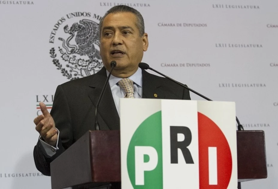 Manlio Fabio Beltrones, coordinador de los diputados del PRI