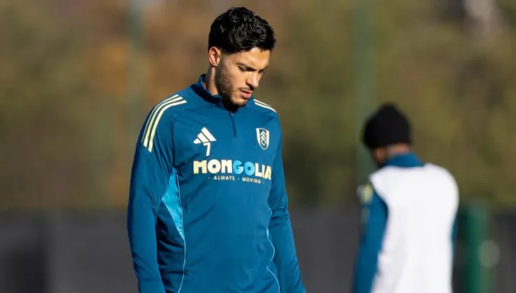 Raúl Jiménez en entrenamiento del Fulham