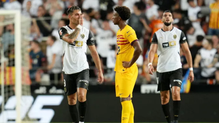 Rafa Mir, jugador del Valencia, es detenido en España por agresion sexual