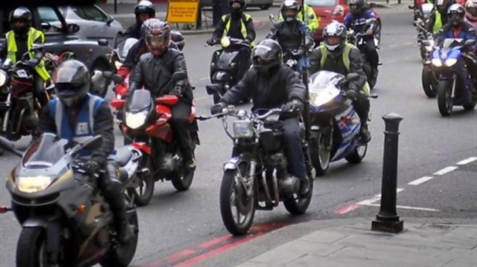Elegir la motocicleta adecuada es importante para preservar la seguridad al conducir