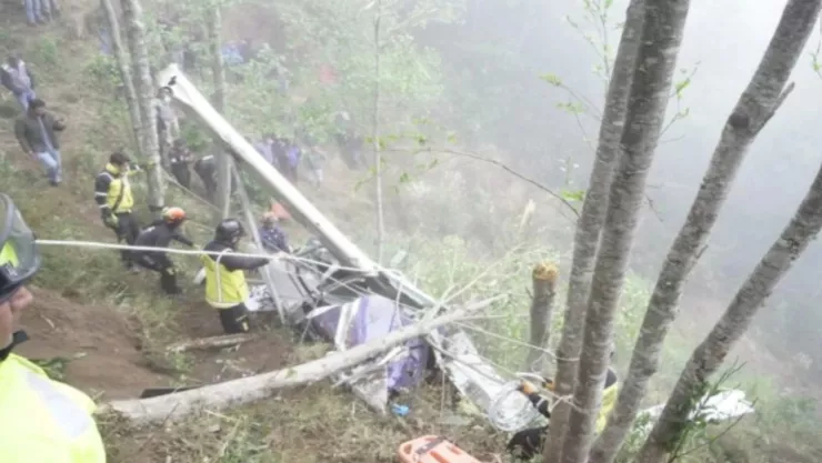 Avioneta se desploma y deja 4 muertos, entre ellos reconocido futbolista y mujer embarazada Imágenes.jpg