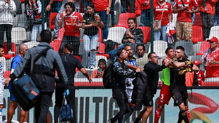 Agresión a Tiago Volpi