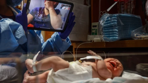 Cayó 20% el nacimiento de bebés en 2020, nacieron 1.6 millones: Inegi