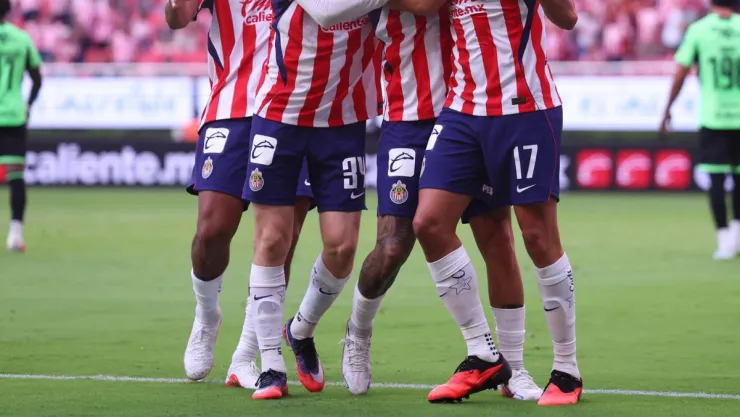 abraham-villegas-23-años-defensa-cedido-chivas.jpg