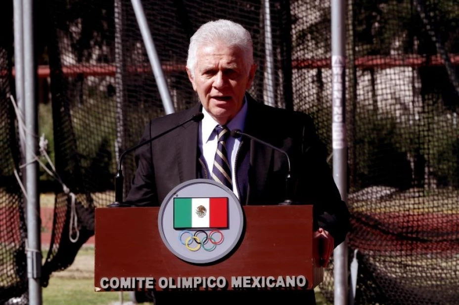 CARLOS PADILLA BECERRA COM