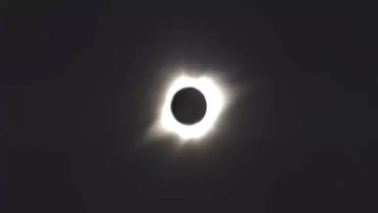 Así fue el Eclipse Total de Sol que oscureció a México en 1991