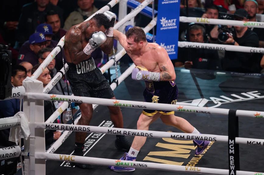 Canelo vs Charlo 4