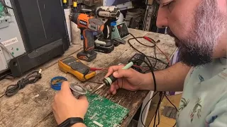 Reparación de aparatos electrónicos