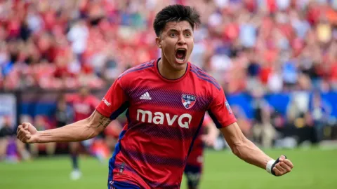 Marco Farfán es refuerzo de Tigres