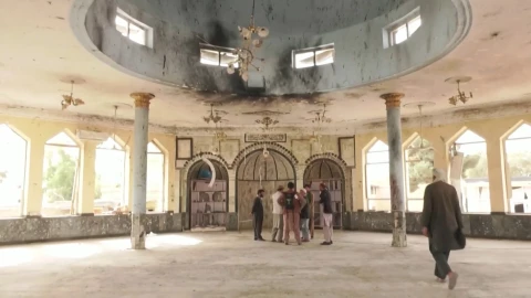 El ataque suicida a una mezquita en Kunduz ocurrió el viernes 8 de octubre. El saldo es de 46 personas muertas y más de 140, dijo la agencia de noticias estatal Bakhtar.