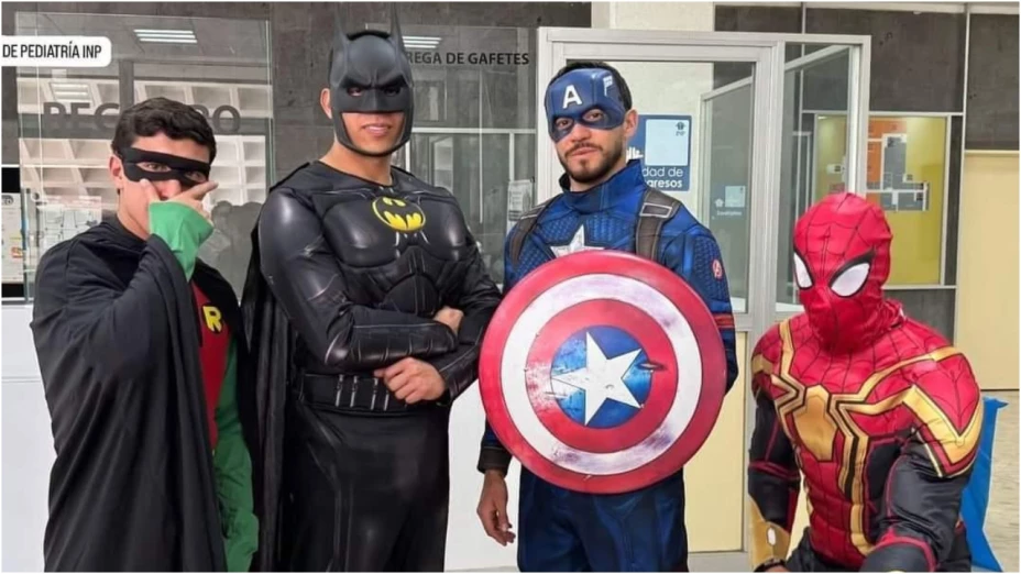 VIDEO_ ¡Enternecedor! Jugadores del América visitan un hospital disfrazados de superhéroes