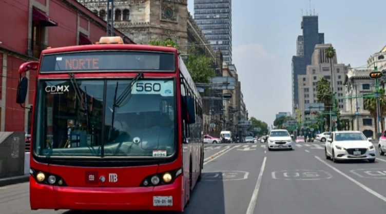 Metrobús de CDMX anuncia cierre de estaciones.