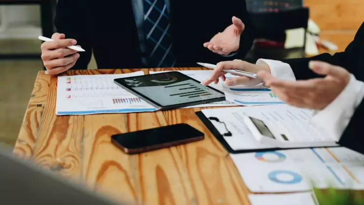 ¿Cómo trabajar legalmente en EU?