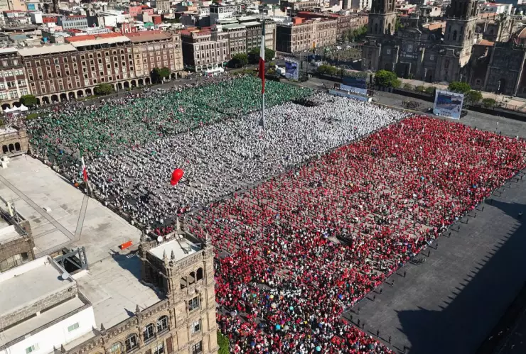 Clase Nacional de Boxeo 2025 llena el Zócalo de la CDMX