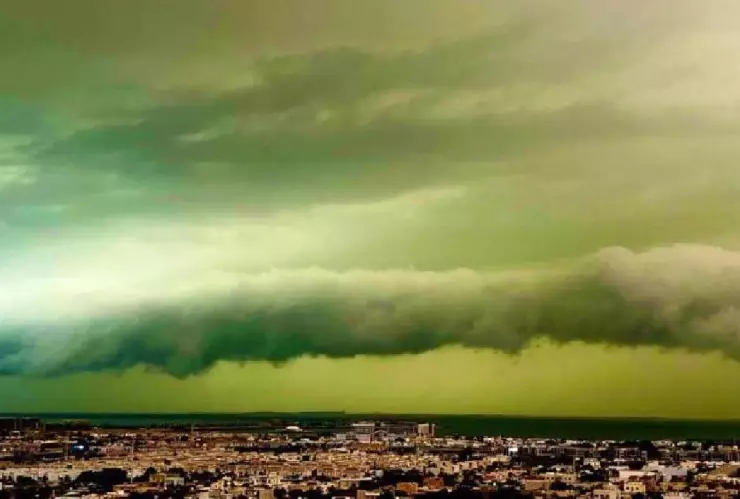 Sorprende el APOCALÍPTICO CIELO VERDE en Dubái tras lluvias torrenciales; esto se sabe.jpg